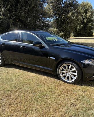 Jaguar XF 2.2 D