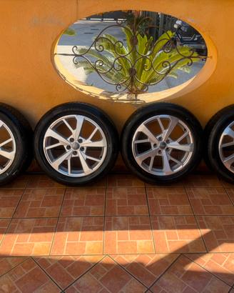 Cerchi 235/55 R18 Audi Q3 con Gomme Invernali