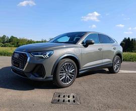 AUDI Q3 SPB 45 TFSI e S tronic Business Plus *PR