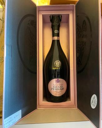 bottiglia giulio ferrari rosè