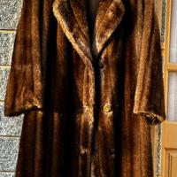 Cappotto in eco pelliccia