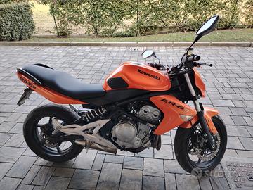 Kawasaki er6n
