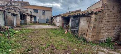 San Nicolò D'Arcidano - Indipendente ampio cortile