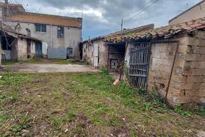 San Nicolò D'Arcidano - Indipendente ampio cortile
