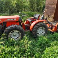 Trattore Carraro Tigre 2600 con attrezzi