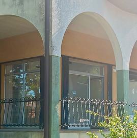 Porzione di fabbricato uso ufficio/negozio