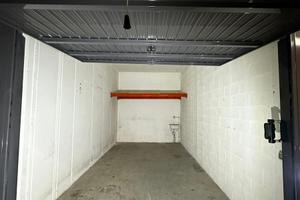 Garage con piccolo soppalco