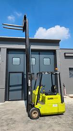 Carrello elevatore Muletto Clark TM 16 N 16 ql