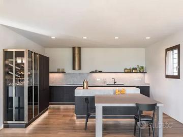 Cucina completa come nuova (per errore misure)