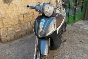 Beverly 300 ABS