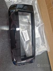 Mascherina per autoradio