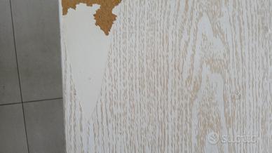 tavolo bianco in legno massiccio 