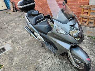 HONDA SILVER WING 600