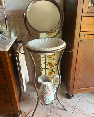 Lavabo antico romantico