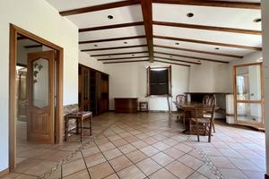 Soluzione con garage, zona centro