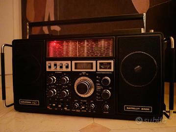Radio mondiale Grundig Satellit 2400 Professional