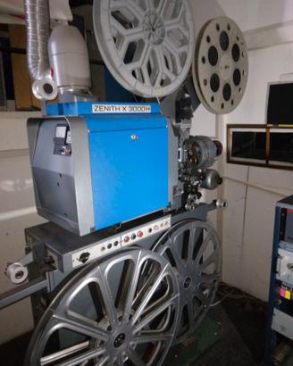Proiettore Cinemeccanica victoria5