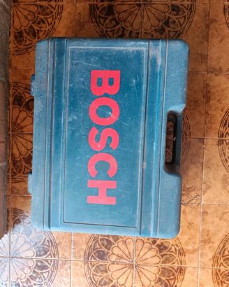 pialla Bosch GHO 31-82 Professional.