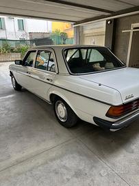 Mercedes w123 200 109cv