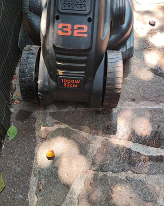 taglia erba elettrico Black and decker 1000 watt