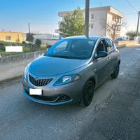Lancia Ypsilon 1.0 FireFly 5 porte S&S Hybrid Ecoc