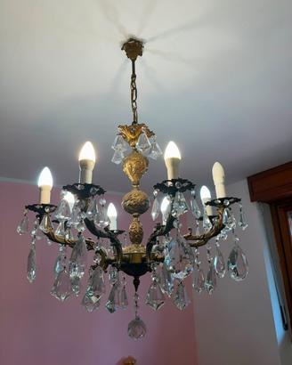 Lampadario con cristalli