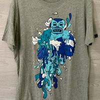 T-shirt grigia con stampa Fishbone