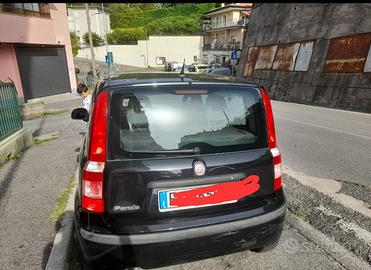 Fiat Panda nera