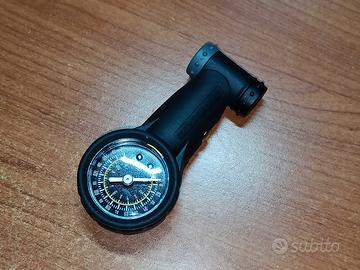 Manometro pressione pneumatici auto bici moto