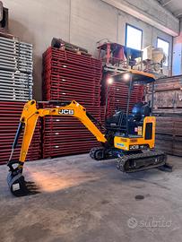 Mini Escavatore JCB 18-Z1