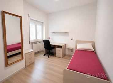 2 stanze nello stesso appartamento zona Don Bosco
