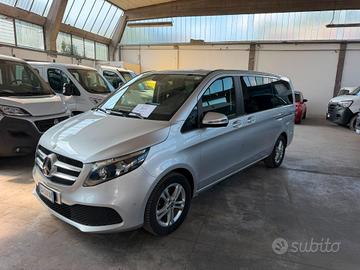 Mercedes Benz V 220