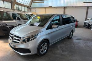 Mercedes Benz V 220