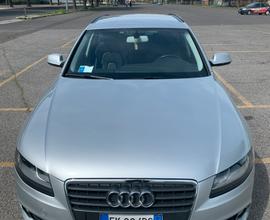 Audi A4 B8 Station wagon 2000 TDI