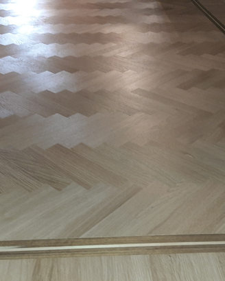 Posa e levigatura parquet