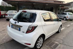 Toyota Yaris 1.5 Hybrid 5 porte Lounge