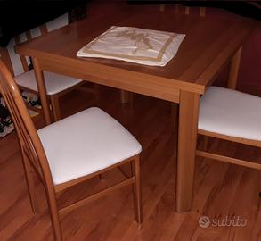 tavolo soggiorno robusto