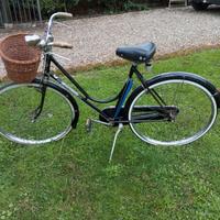 bici da donna con freni a bacchetta