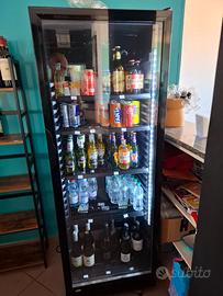 Due vetrinette bar