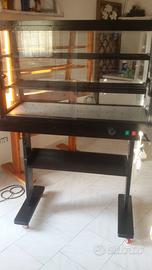 Vetrine calde in legno su misura