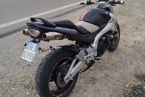 Suzuki gsr 600