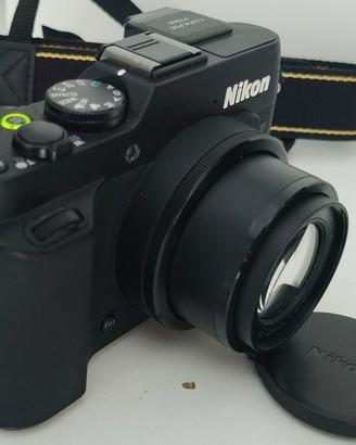 Nikon Coolpix P7800