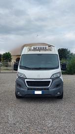 Furgone frigorifero coibentato con ATP