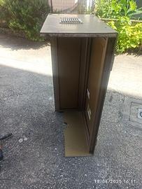 Mobiletto copri caldaia esterno