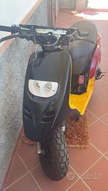 Piaggio typhoone con ducumenti( senza motore )