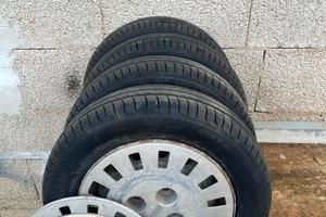 gomme 145/70 R13