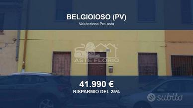 Immobile in asta di 121 m² con più di 5 locali a B