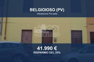 Immobile in asta di 121 m² con più di 5 locali a B