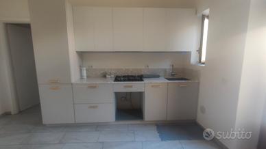 CUCINA ATTREZZATA COME NUOVA