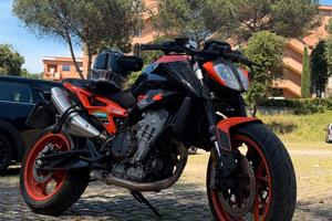 Duke 890 GP 2022